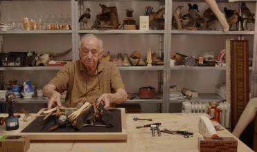 Scene from the film This Movie Is a Gift